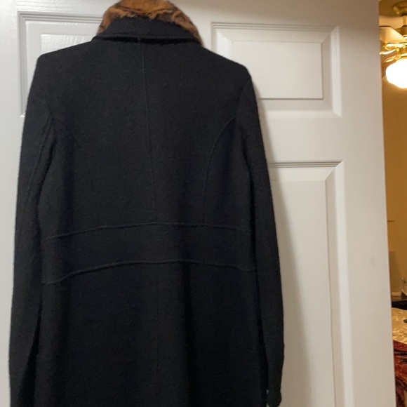 Jacket - Picture 3 of 4